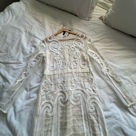 Temperley London Catroux Embroidered layered Tulle ivory cream dress 8 - Picture 4 of 16